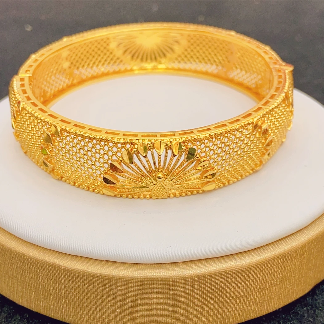 喜喜手镯 【喜喜】精品高品质镂空孔雀开屏开口款手镯