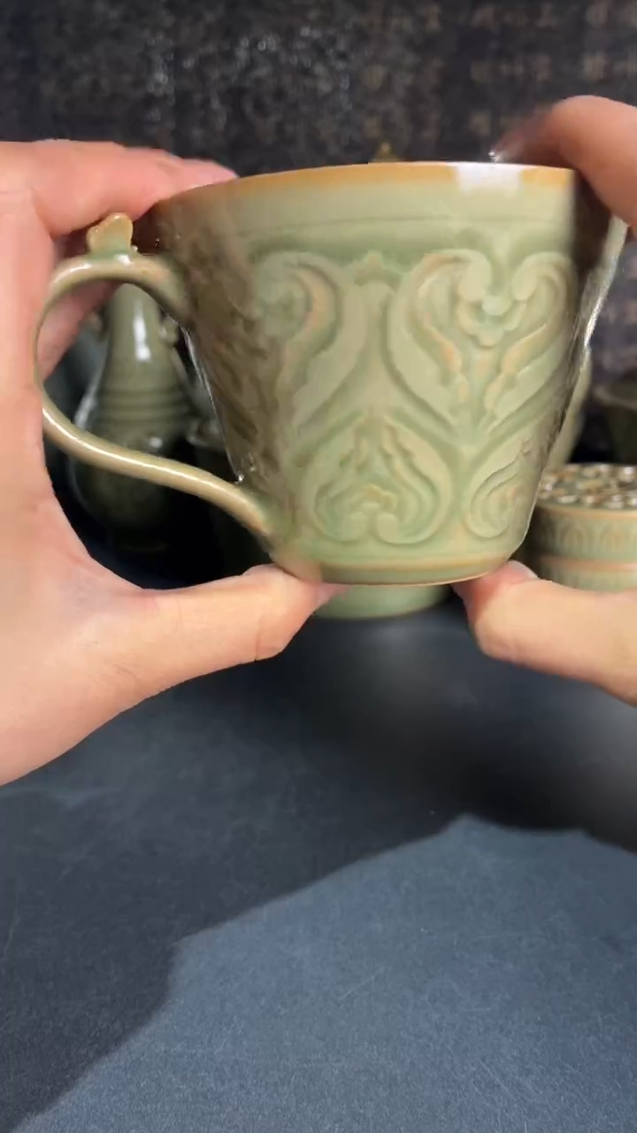 耀州窑仰山宝相蝴蝶咖啡杯微瑕