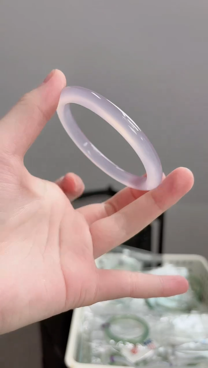 手镯玛瑙/玉髓未镶嵌55-56圈