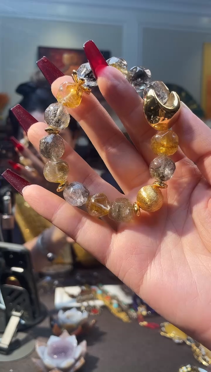 琉璃/树脂/塑料类闪灵手串