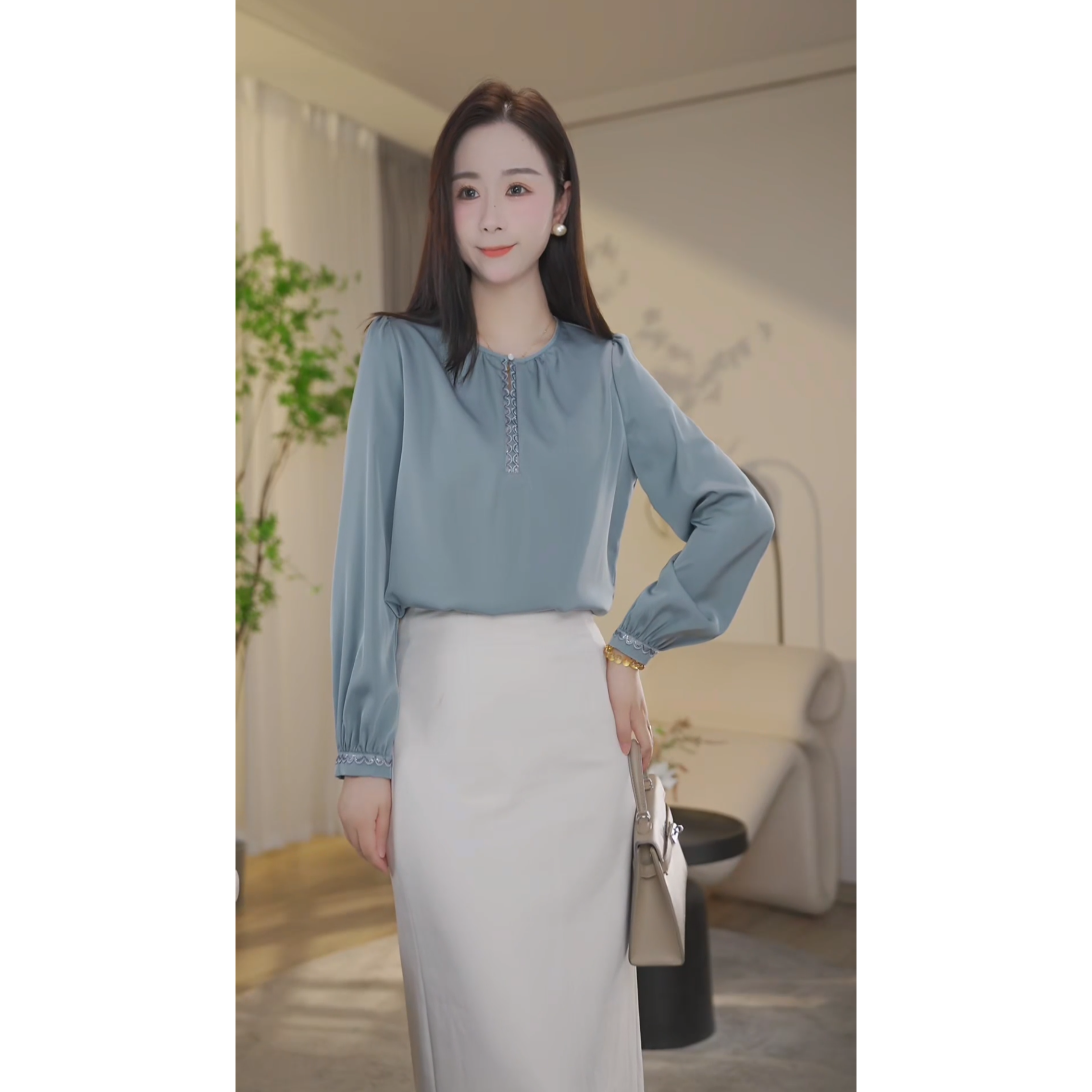 【杨杨专属】专柜秋季新款气质减龄女小众衬衣显瘦8593029A湖水蓝