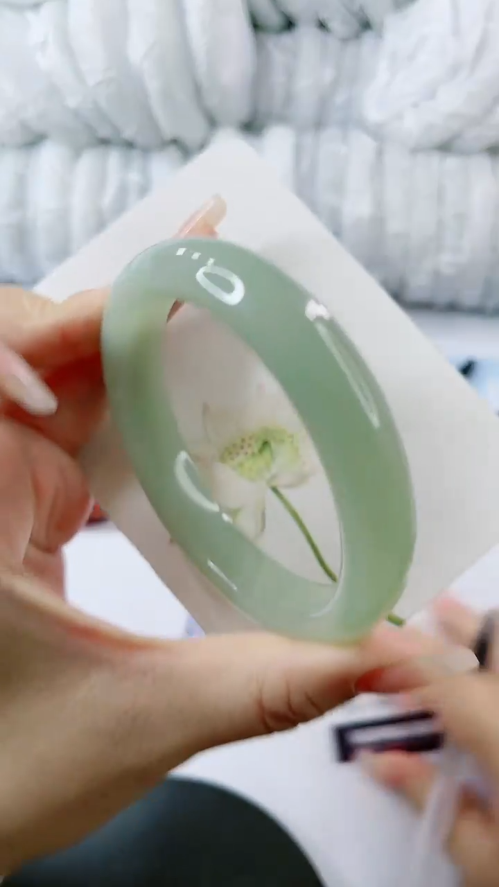 【闪购商品】石英质玉手镯未镶嵌0833775296-多样性发货