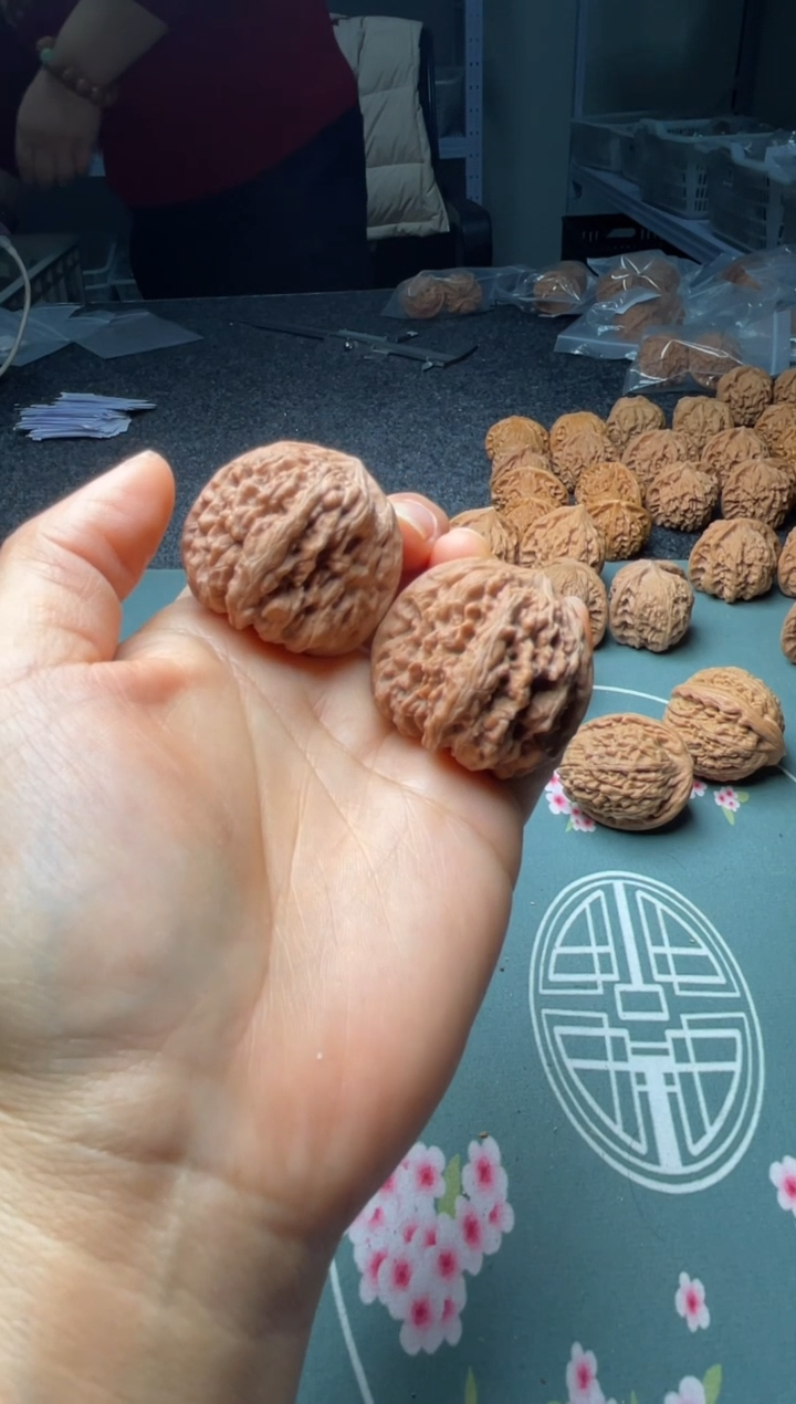 把件文玩核桃w271   凹底  40尺