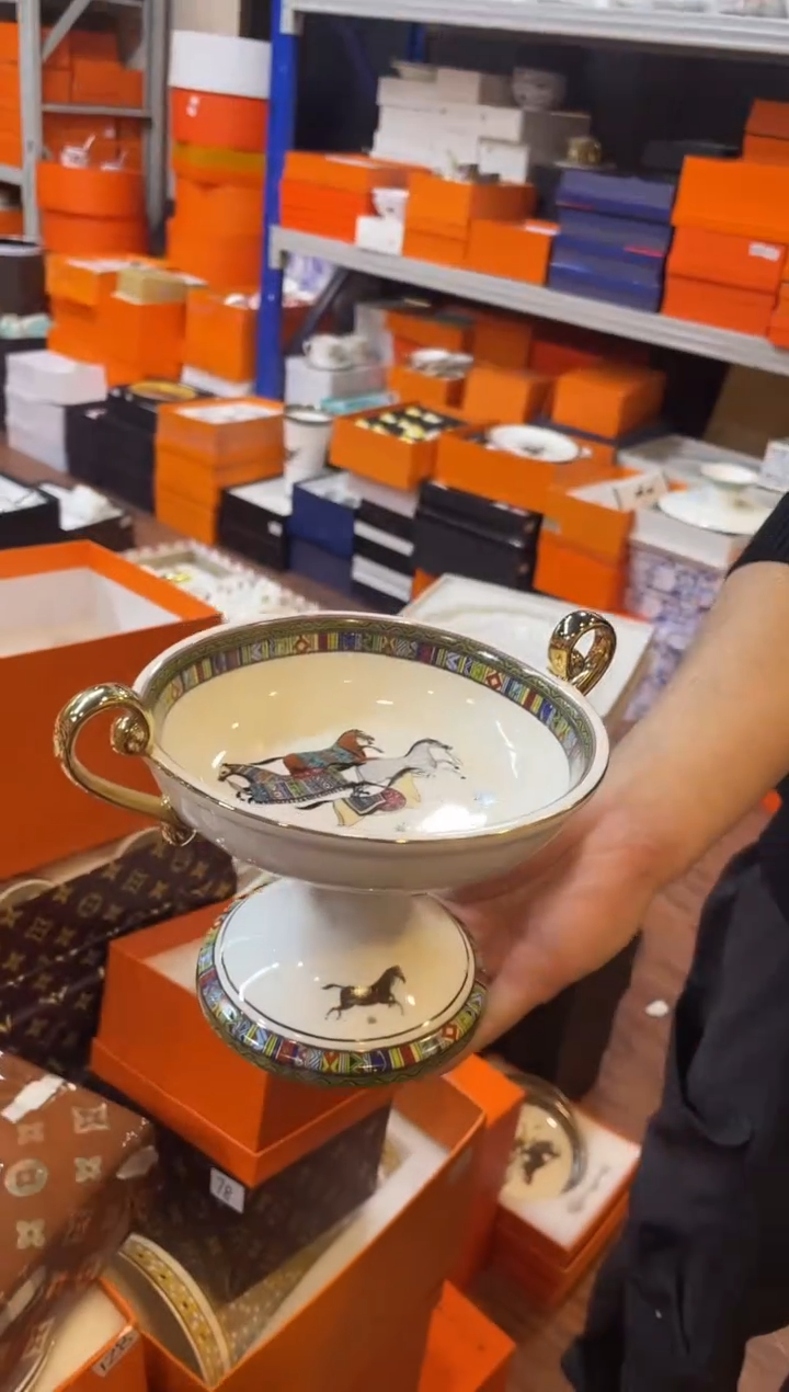 杯鸿辉家品牌瓷器，京东包邮！