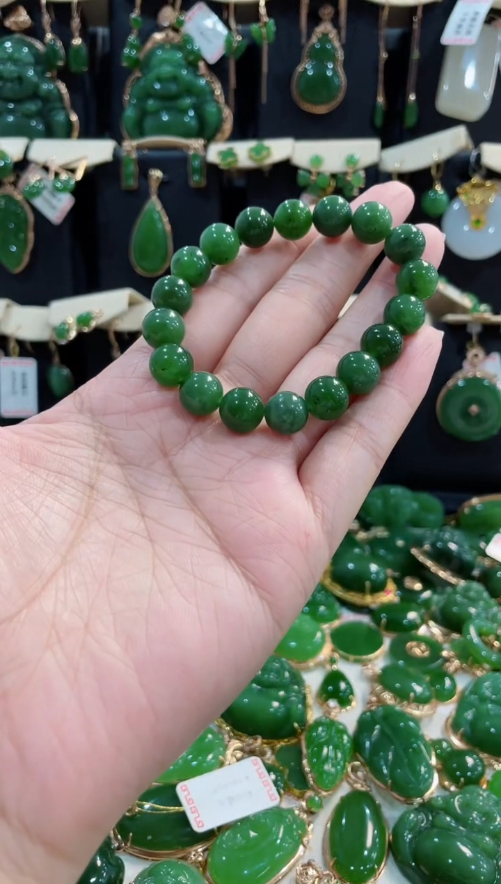 项链未镶嵌和田玉（碧玉）碧玉手串