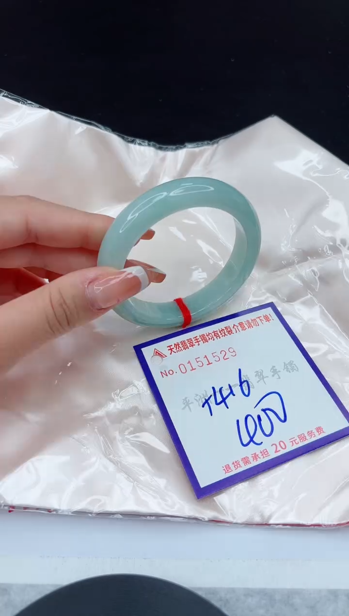 翡翠手镯未镶嵌111111111111
