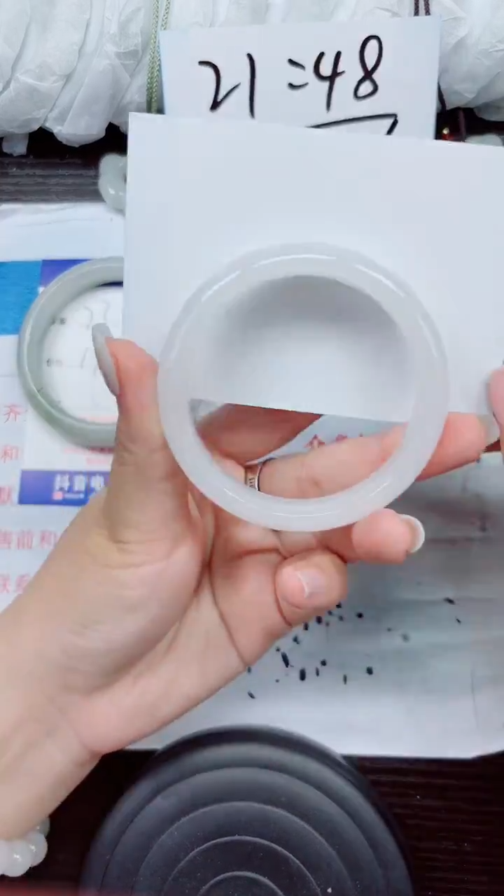 石英质玉手镯未镶嵌A24-56.57