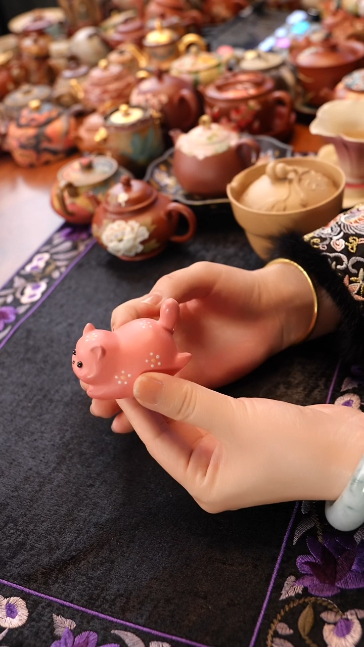茶壶紫砂粉色小猫