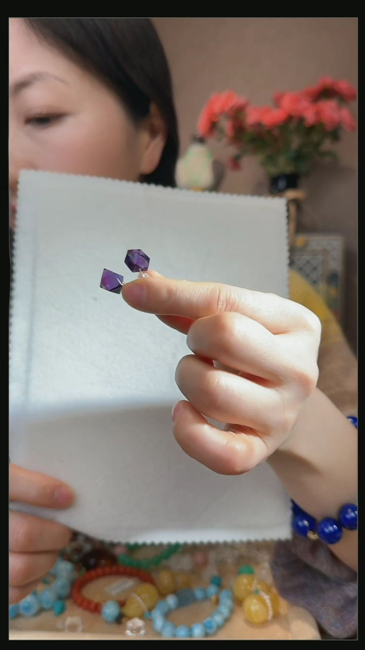 【闪购商品】紫晶耳钉18K金镶嵌天然紫水晶耳钉