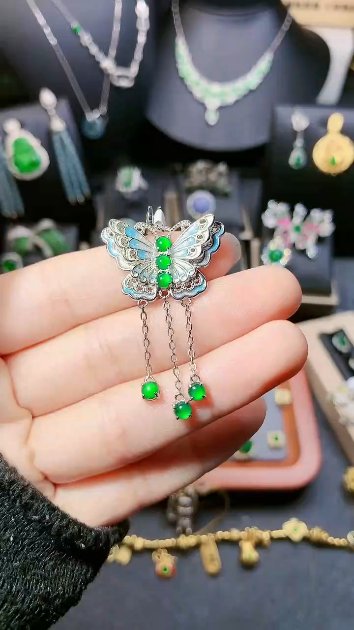 【闪购商品】翡翠吊坠(赠链)银S925镶嵌吊坠