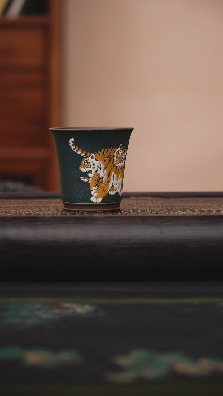 茶壶紫砂紫泥粉浆  老虎 张继彪 