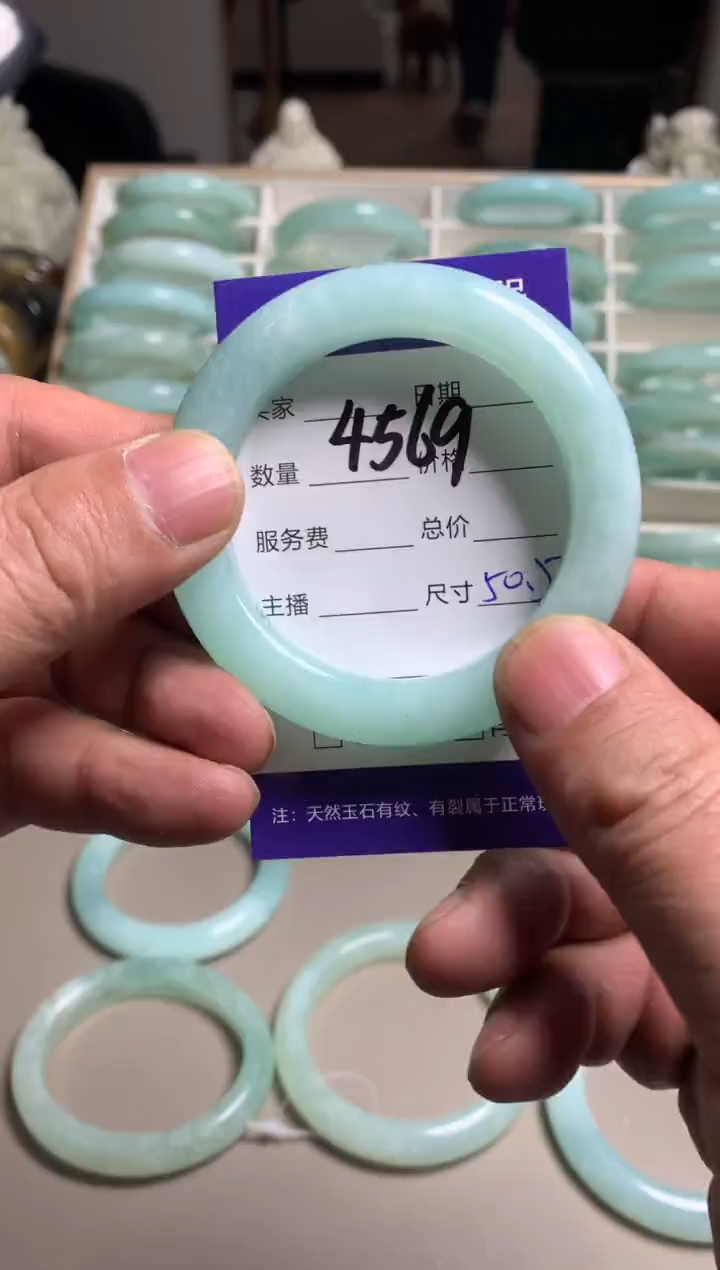【闪购商品】蛇纹石玉手镯未镶嵌4569