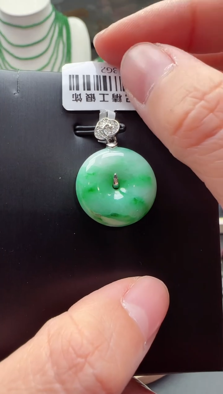 【闪购商品】翡翠吊坠(不含链)银S925镶嵌【海莎一口翠】翡翠挂件1