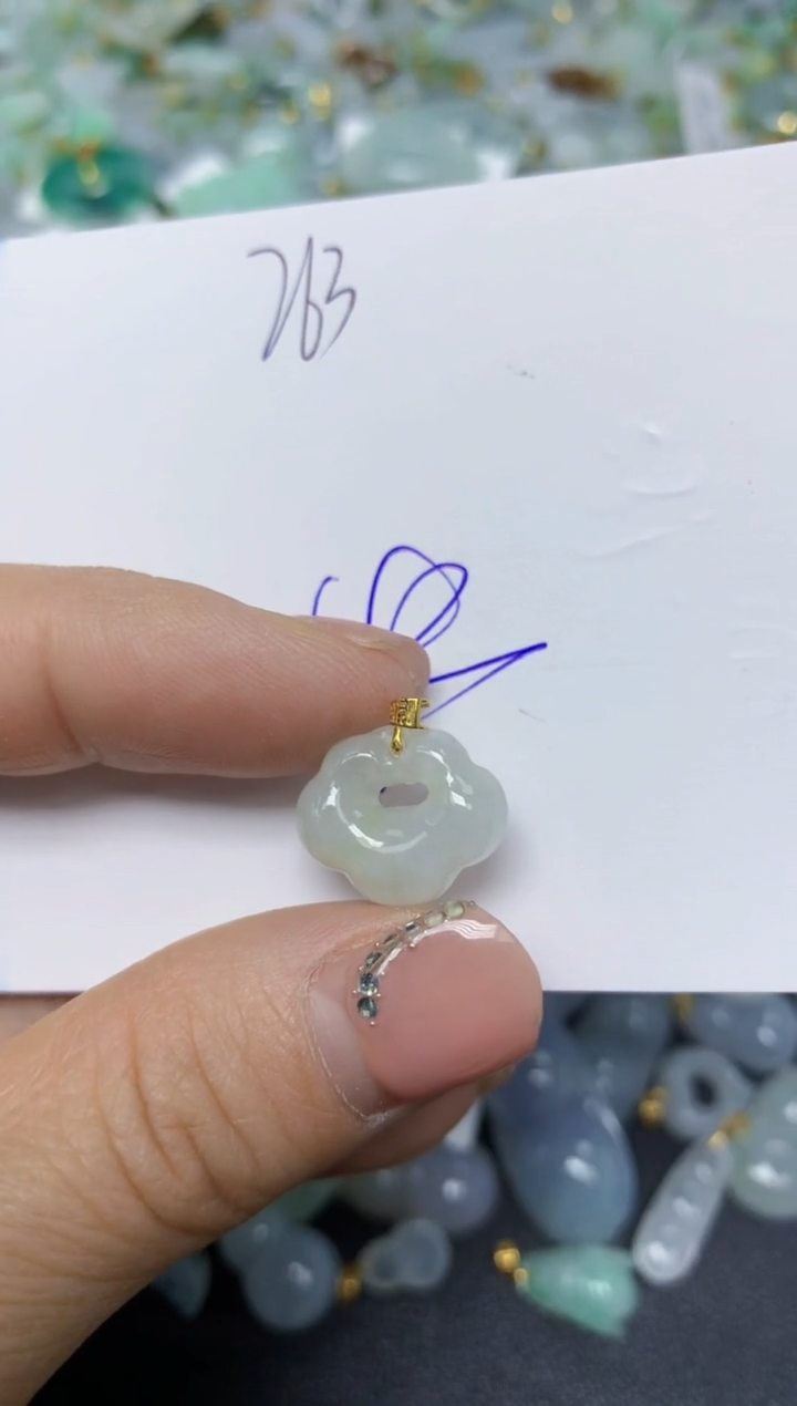 【闪购商品】翡翠挂件18K金镶嵌 天然翡翠A货