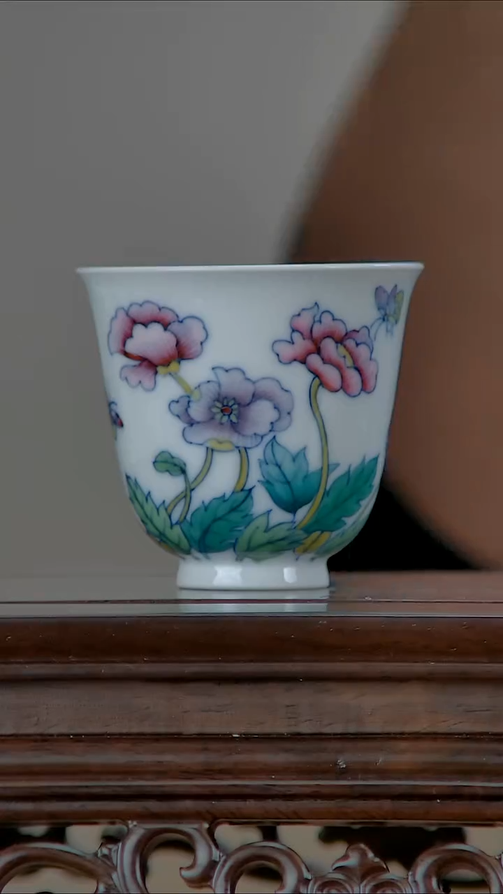 斗彩虞美人。。。。。。。。。。