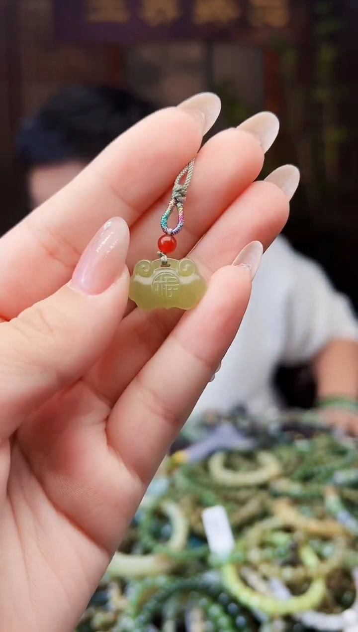 颈饰未镶嵌和田玉多样性发货拍一发一