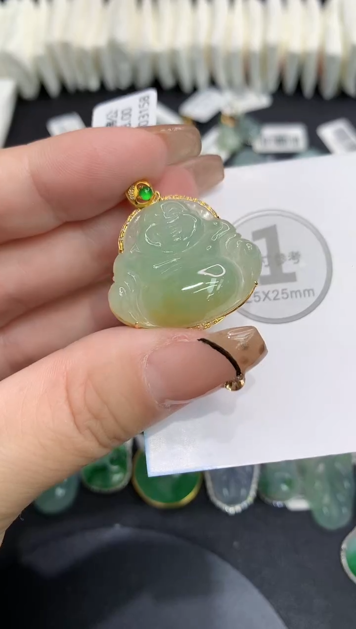 吊坠(不含链)18K金镶嵌翡翠111