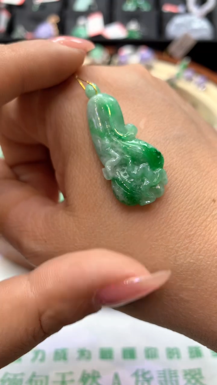 【闪购商品】翡翠颈饰未镶嵌天然A货翡翠没运费险