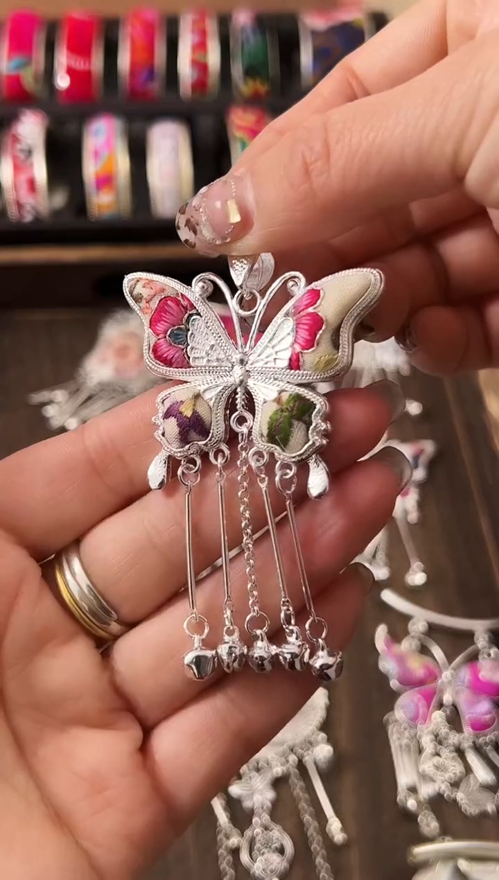 【闪购商品】织绣民族风老绣饰品416