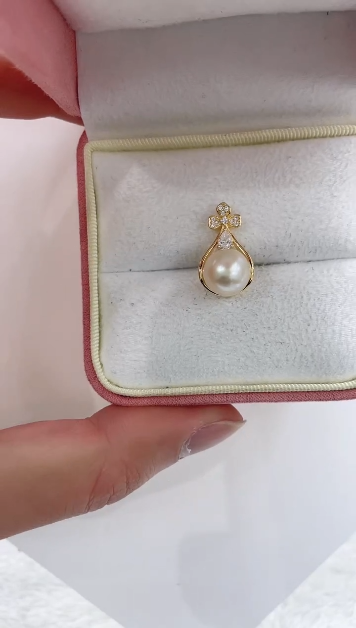 【闪购商品】海水珍珠吊坠(不含链)银S925镶嵌海水珍珠吊坠