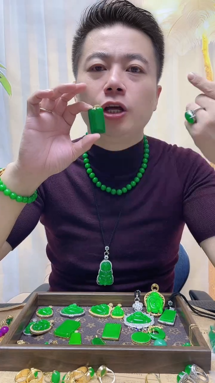 吊坠(赠链)14K金镶嵌翡翠翡翠吊坠