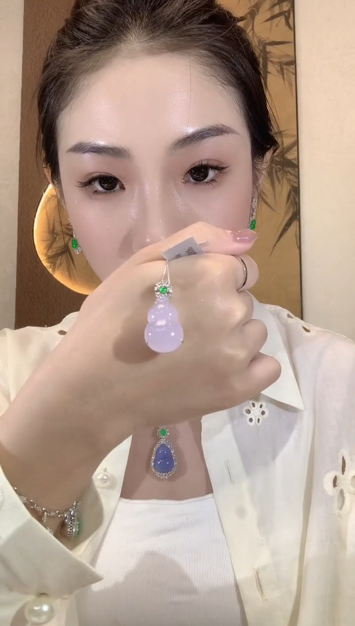 【闪购商品】翡翠吊坠(不含链)18K金镶嵌D1紫货有一定色差