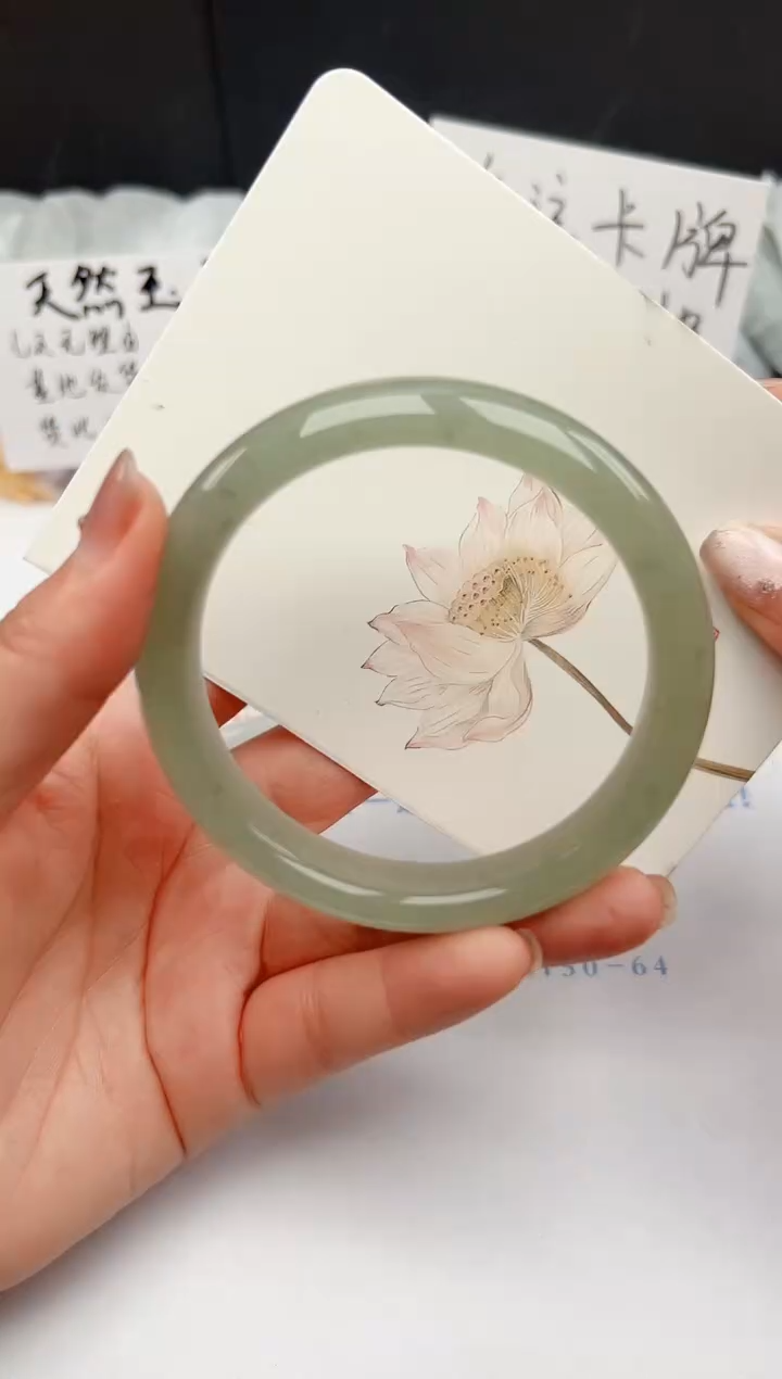 【闪购商品】石英质玉手镯未镶嵌31-DC59