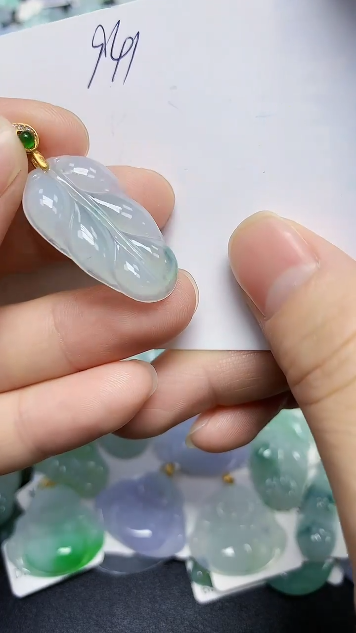 颈饰未镶嵌翡翠天然缅甸翡翠A货翡翠百元以上9元证书费自理