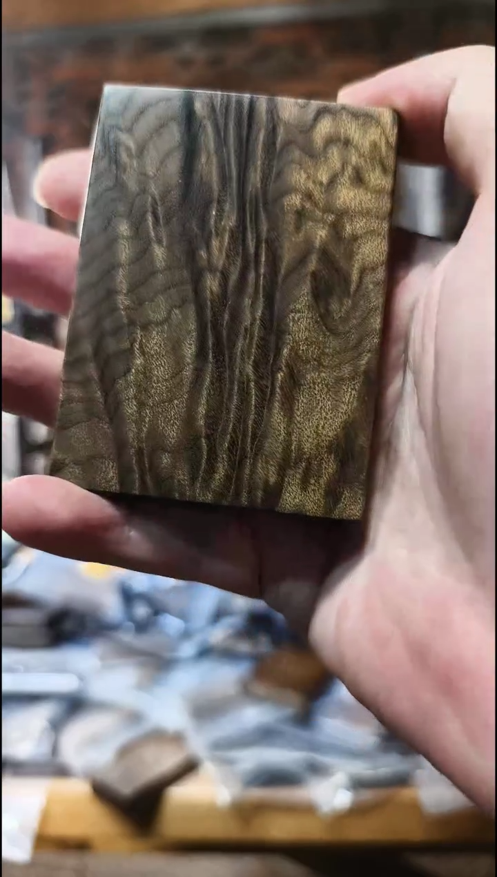 金丝楠无事牌手把件