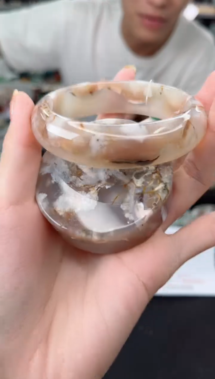 【闪购商品】石英质玉手镯未镶嵌59圈口（赠品镯心）3681122