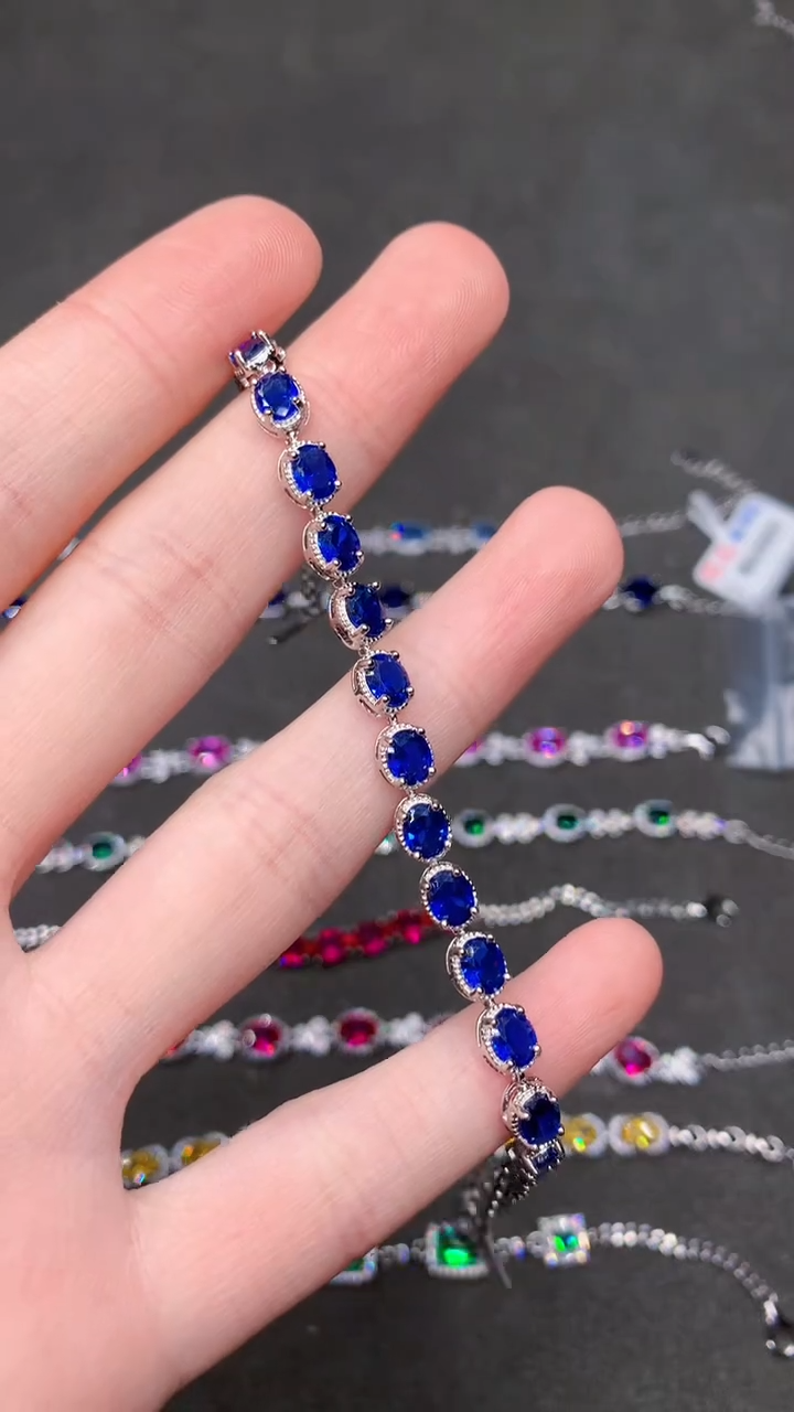 【闪购商品】蓝宝石手链银S925镶嵌.....
