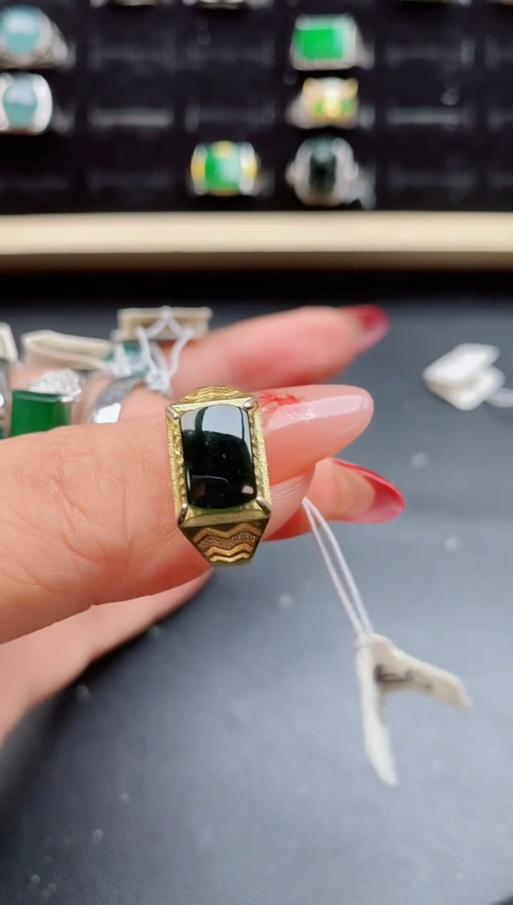 【闪购商品】翡翠戒指银S925镶嵌5080505