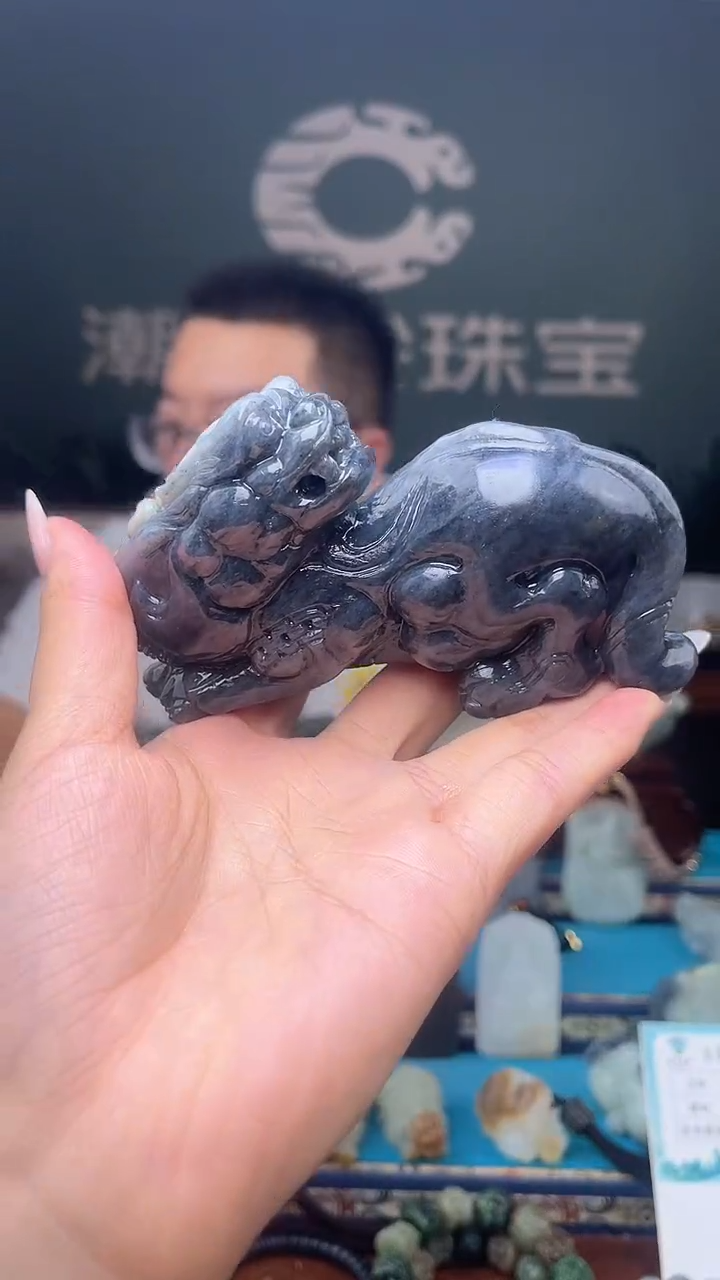 未镶嵌和田玉挂件1