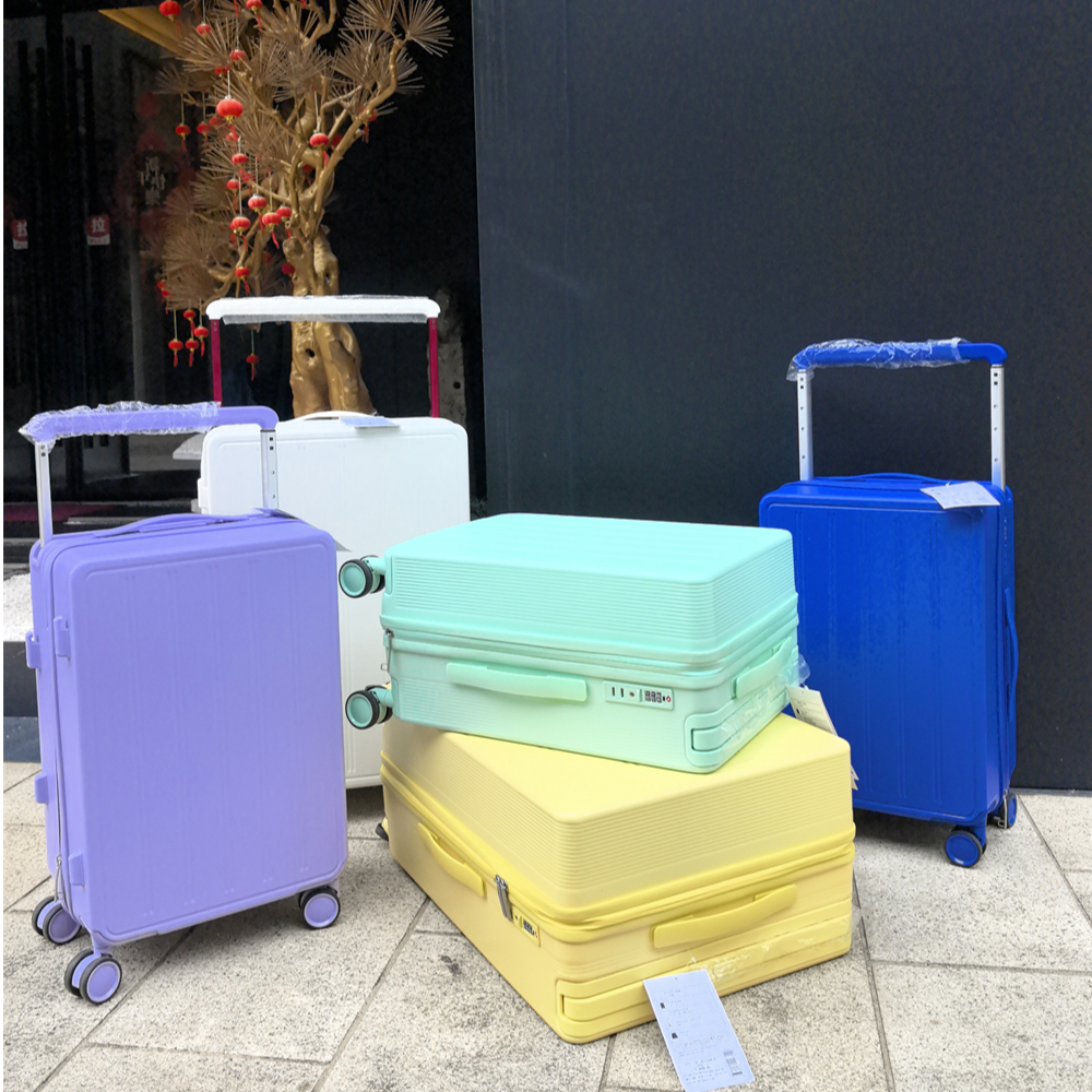女士ABS+PC时尚旅行箱宽拉杆行李箱防水个性撞色登机箱26寸大学生