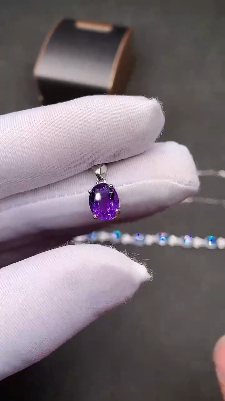【闪购商品】紫晶颈饰银S925镶嵌.........