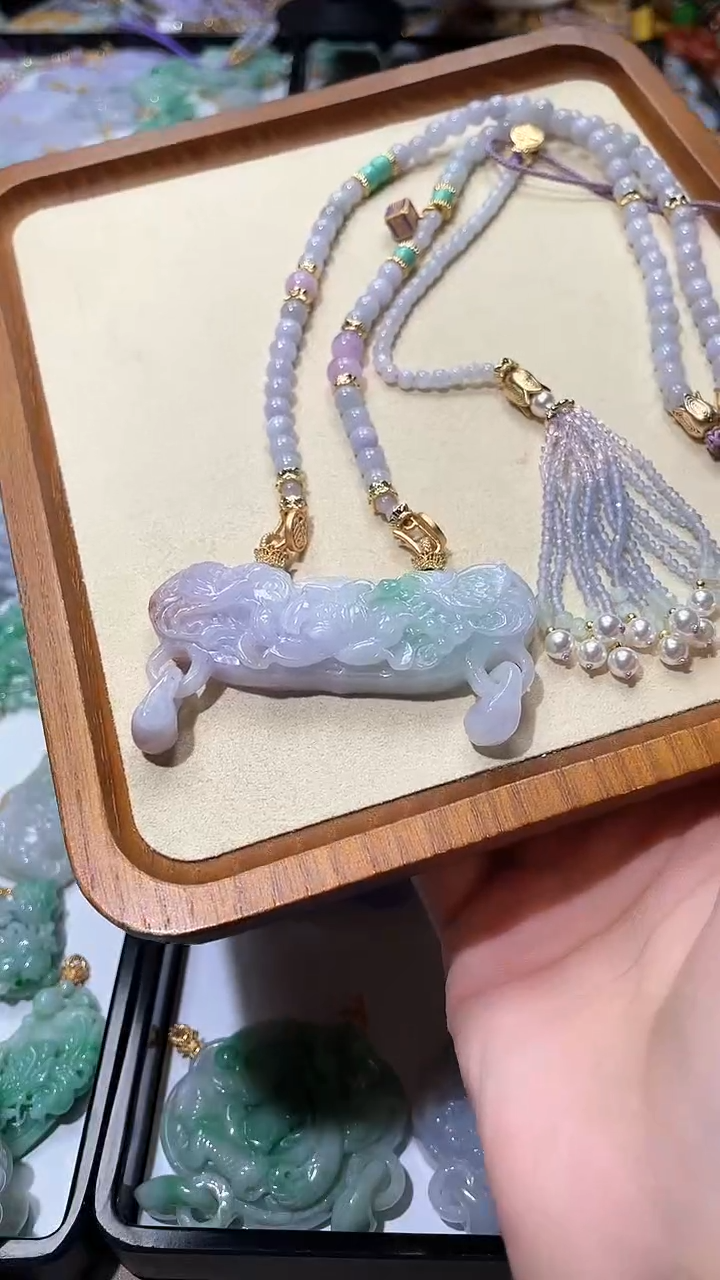 【闪购商品】翡翠颈饰未镶嵌吊坠