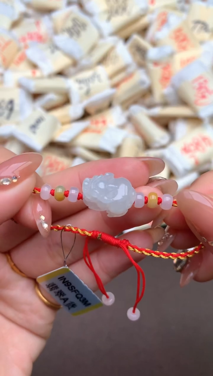 【闪购商品】翡翠手绳未镶嵌  —    