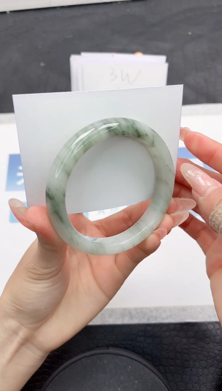 【闪购商品】石英质玉手镯未镶嵌A258-58.2