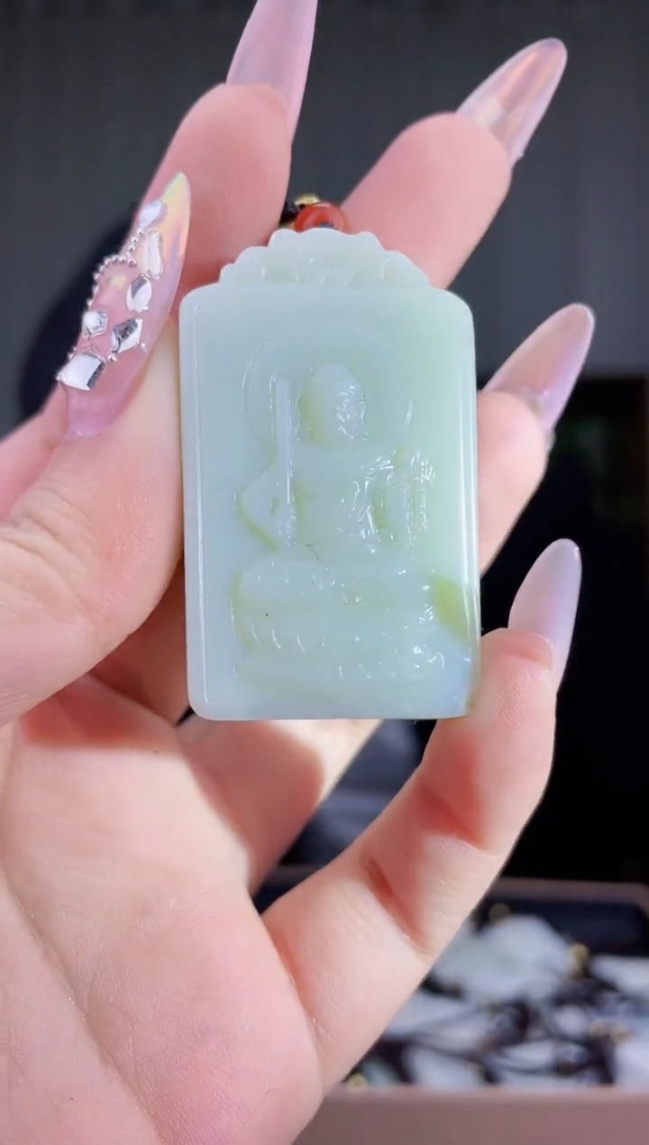 【闪购商品】和田玉挂件未镶嵌拍一发一，多样性发货！