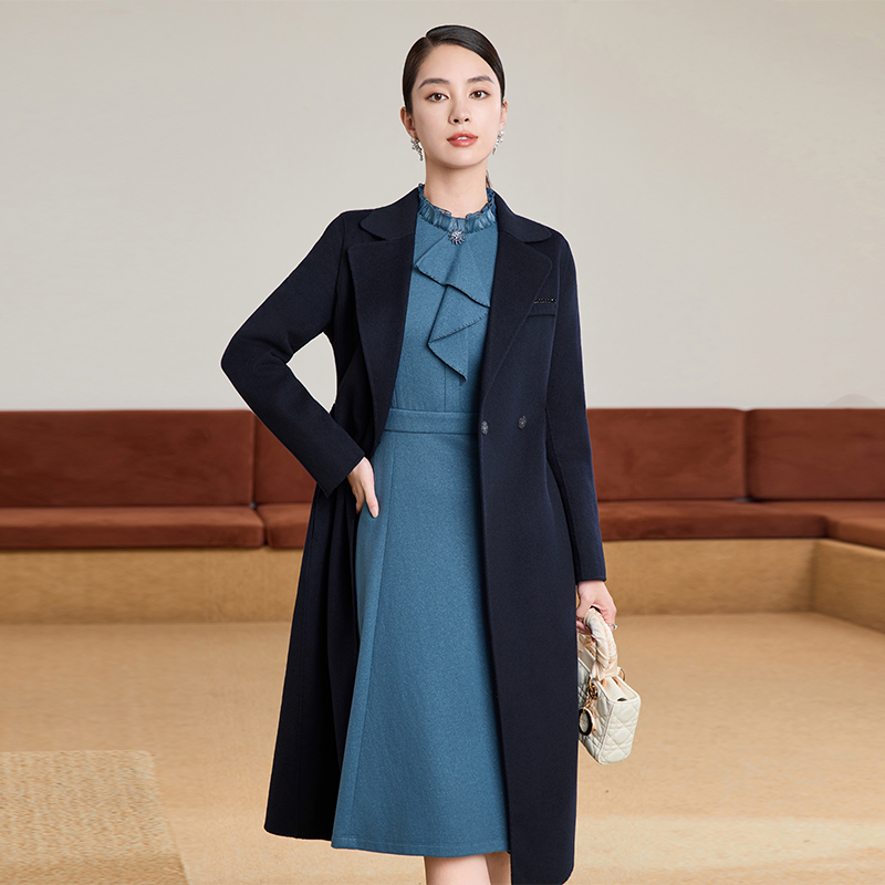 赢智尚2025秋冬新款藏蓝色山羊绒高品质收腰长款大衣女ZL00373