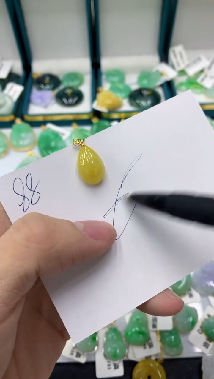 【闪购商品】翡翠颈饰18K金镶嵌11111111111