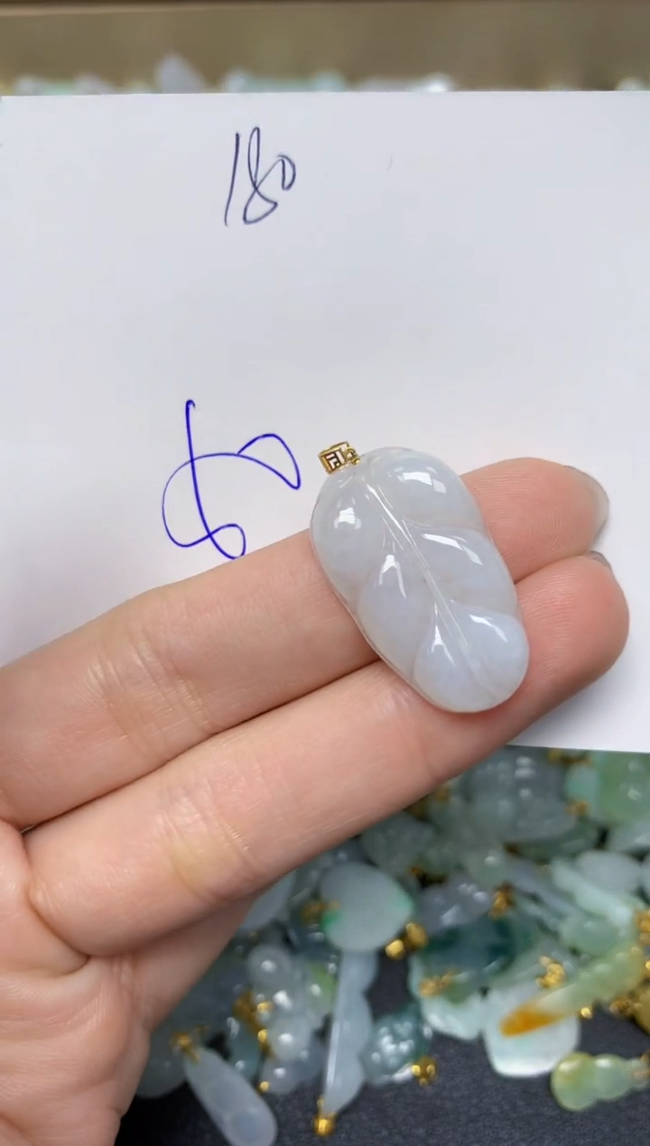 【闪购商品】翡翠颈饰18K金镶嵌天然翡翠A货1