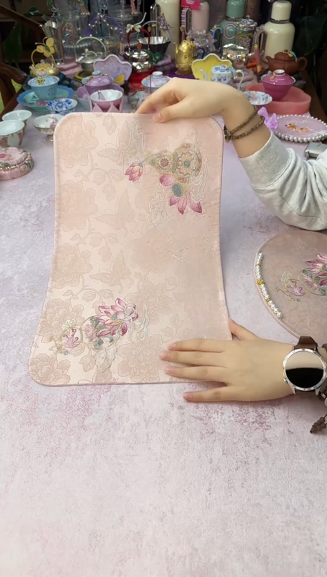 35 粉色宝葫芦茶席