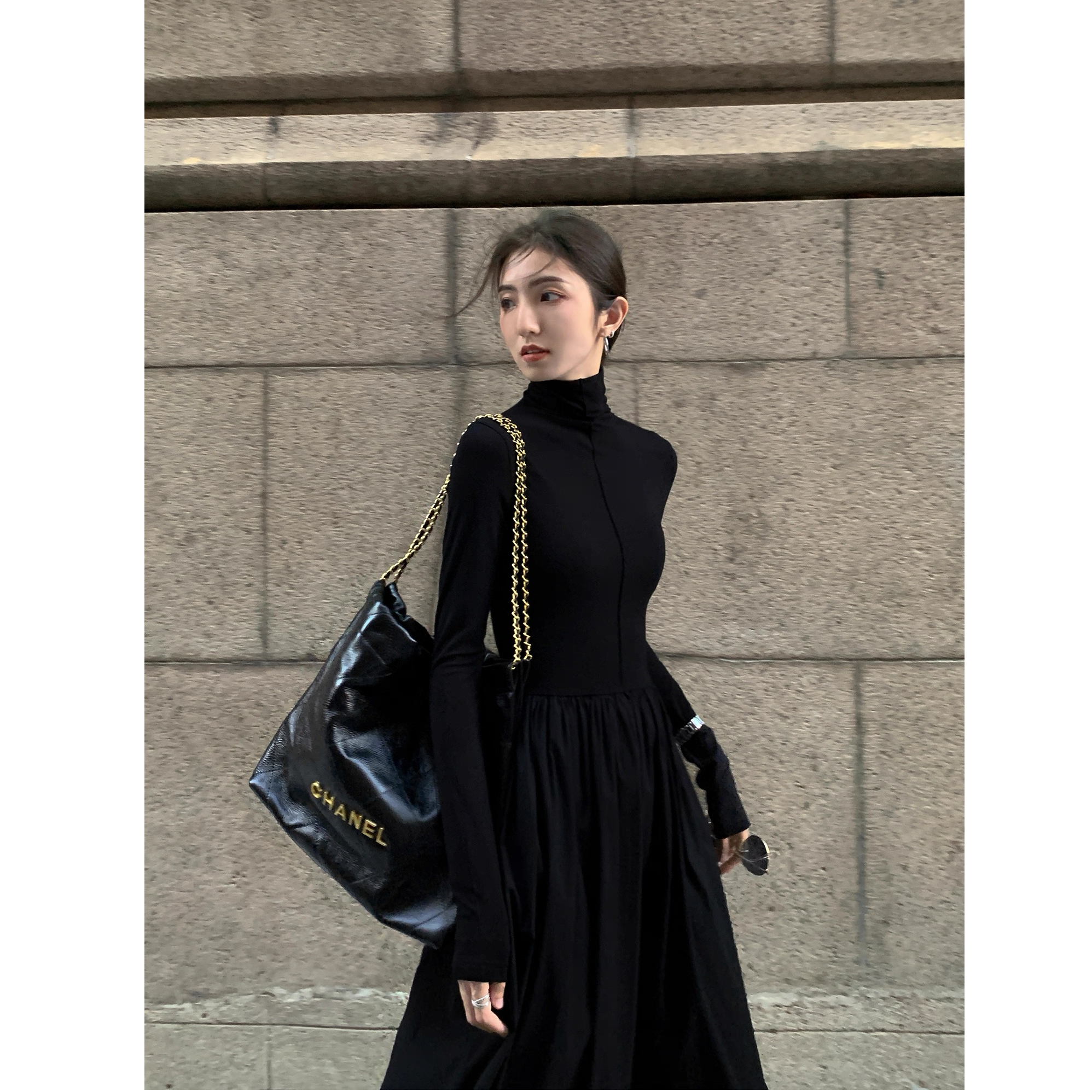 【加绒版多色】法式赫本风气质高领百搭长裙收腰显瘦黑色长款连衣裙