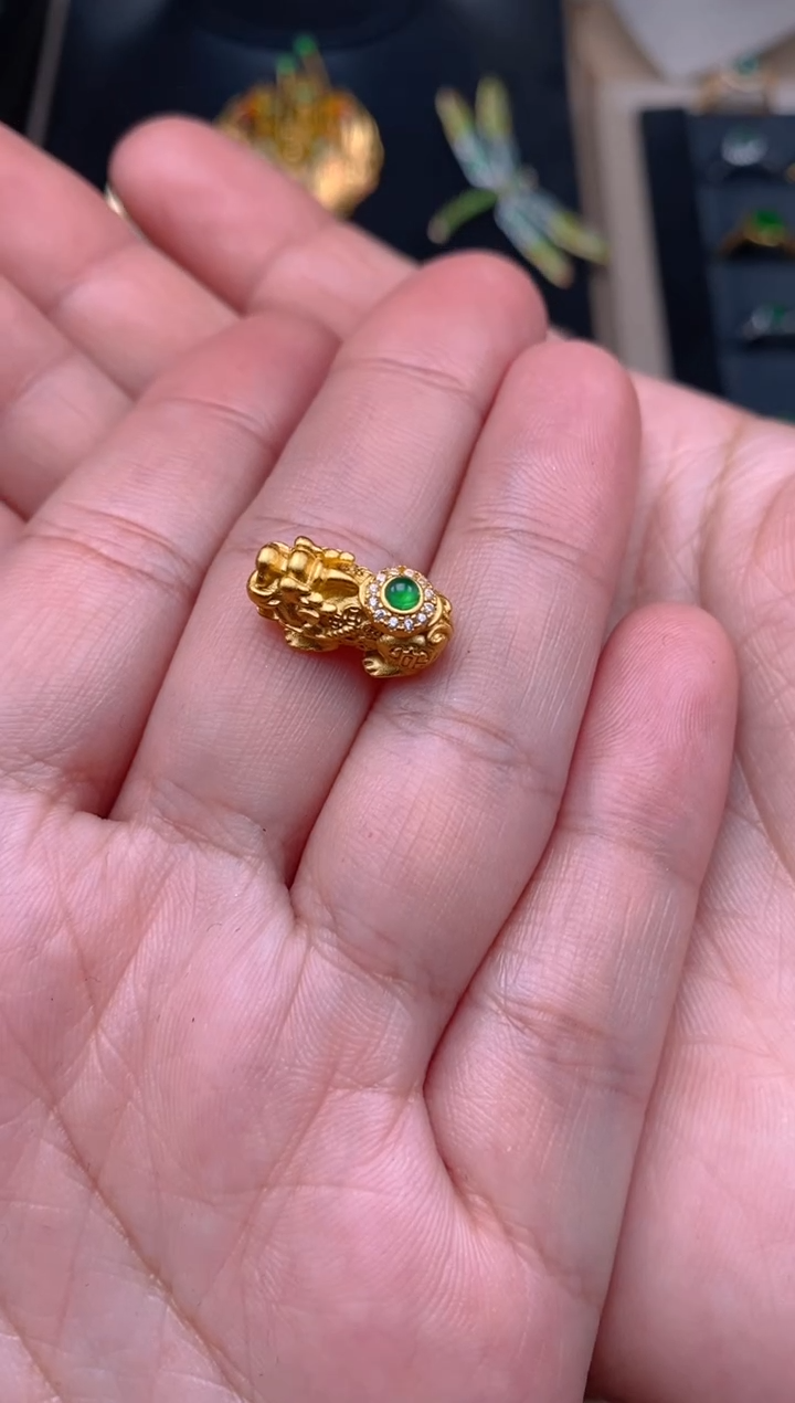 【闪购商品】翡翠吊坠(不含链)银S925镶嵌貔貅