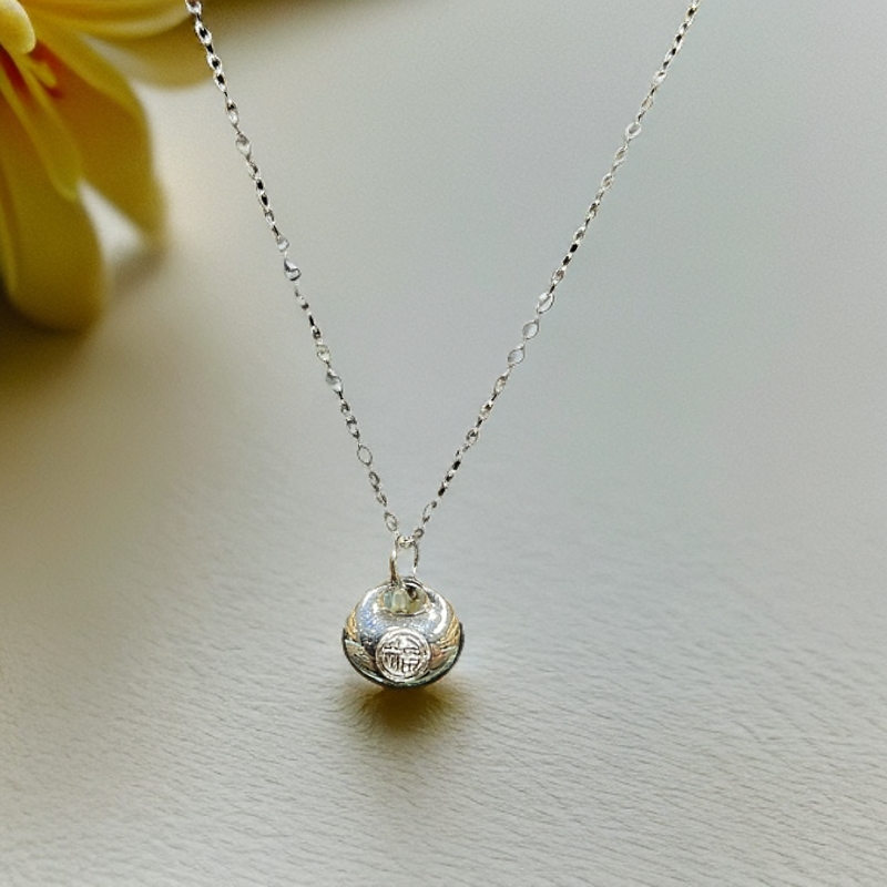 坠链均足银 小福袋项链