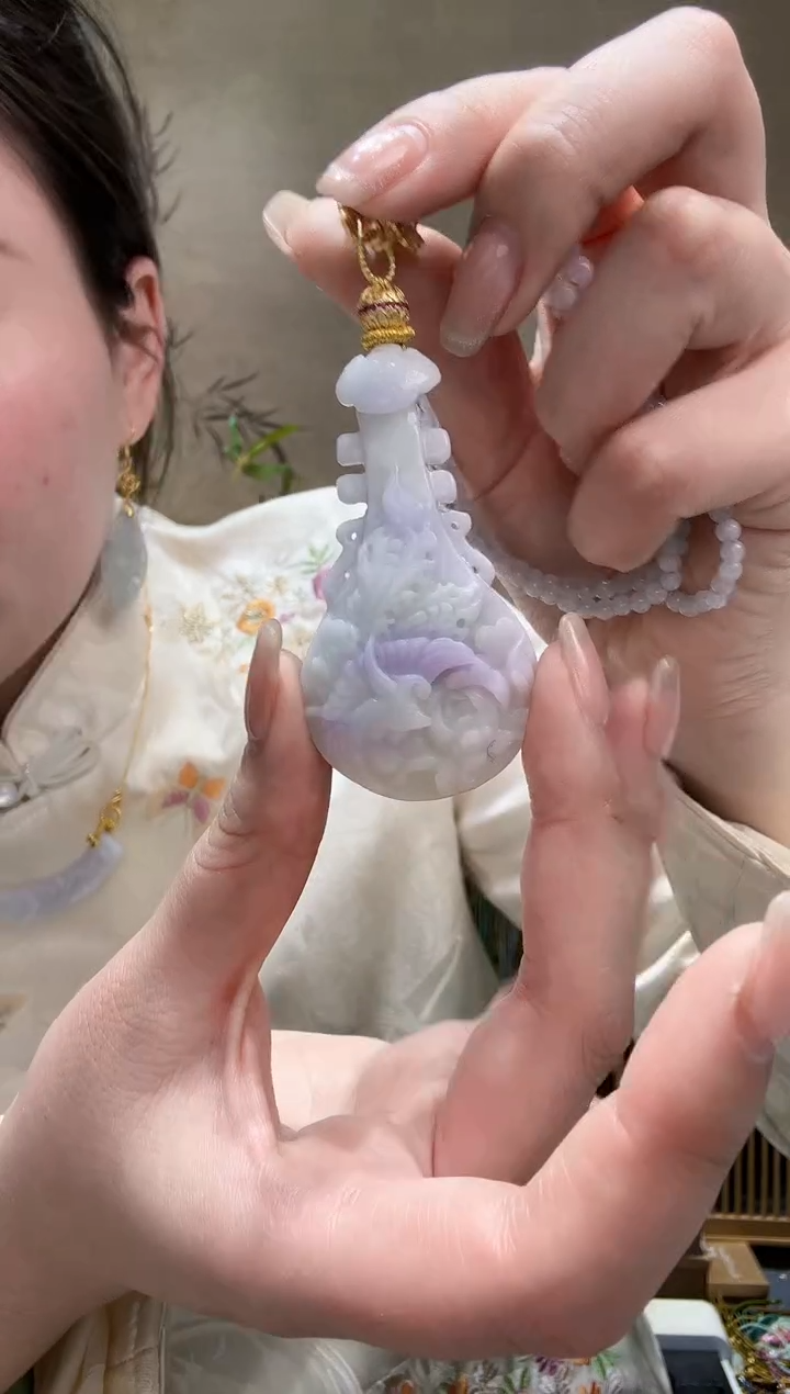 【闪购商品】翡翠颈饰未镶嵌吊坠