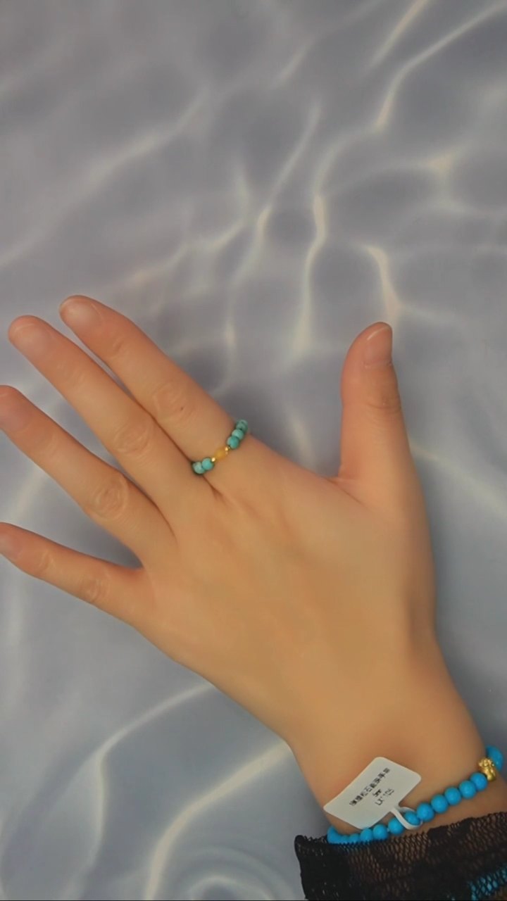 【闪购商品】蜜蜡戒指未镶嵌发货一件