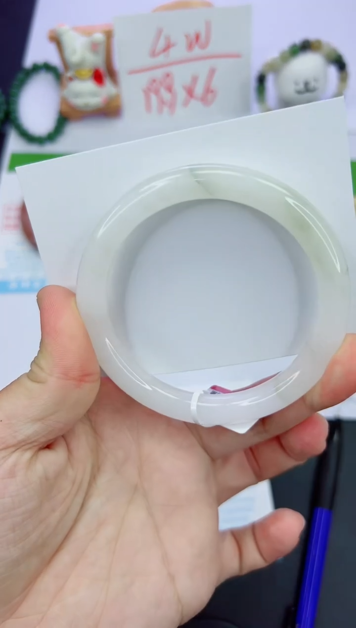 【闪购商品】石英质玉手镯未镶嵌885-60.3