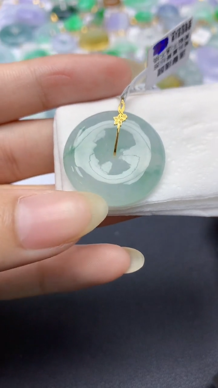 颈饰18K金镶嵌翡翠天然缅甸a货翡翠百元以上9元证书费自理